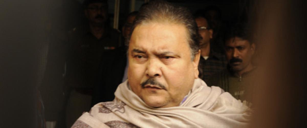 Saradha case accused Madan Mitra quits post